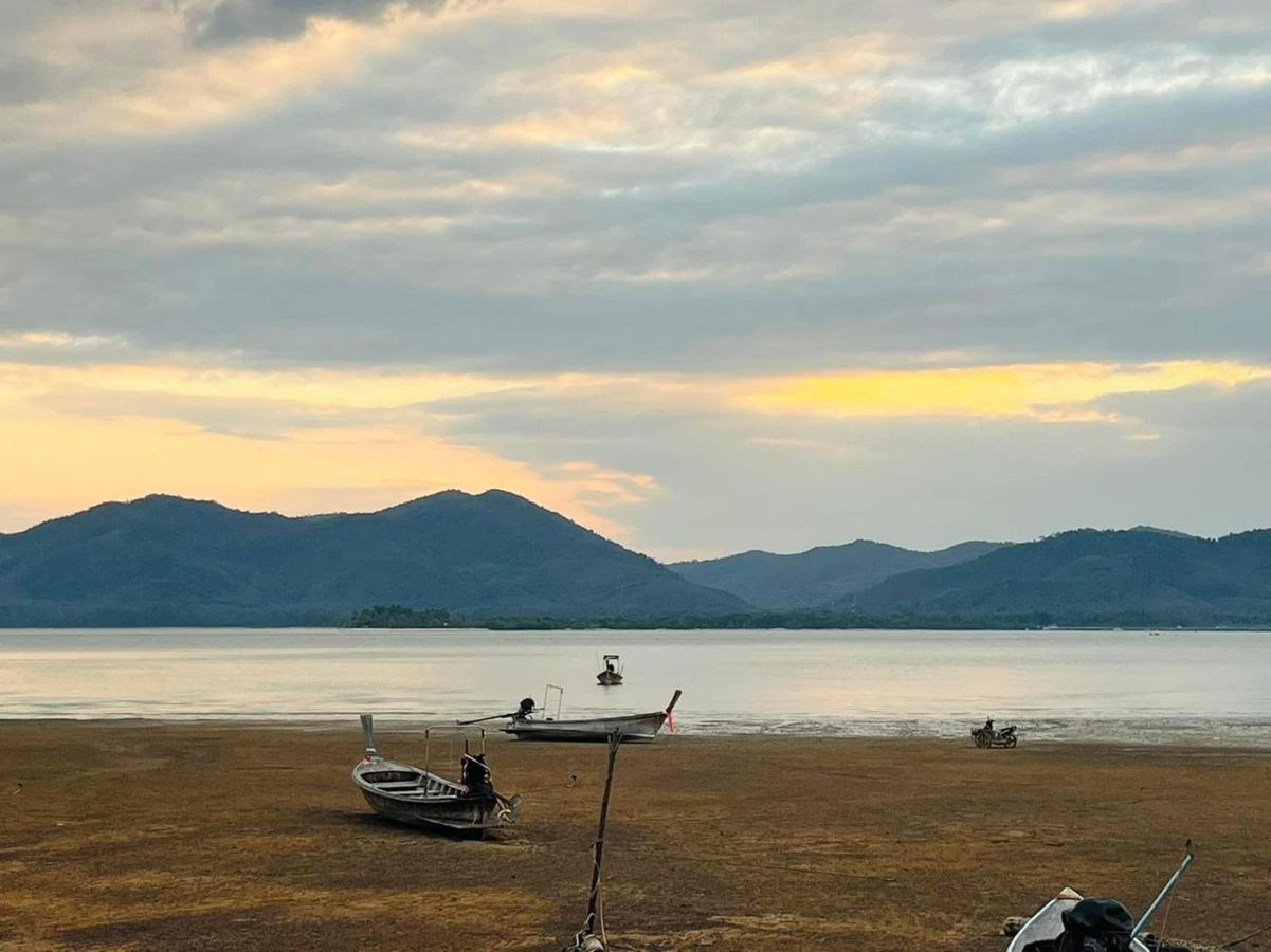 Rimlay Bay View Villa Koh Yao Yai Eksteriør billede